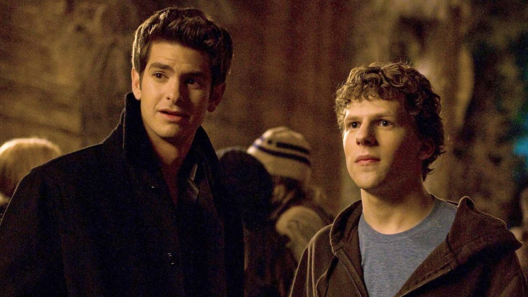 Andrew Garfield as Eduardo Saverin and Jesse Eisenberg as Mark Zuckerberg in The Social Network, one of the best Netflix movies